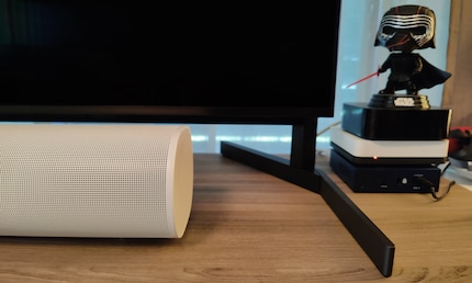 Good thinking: the Sony X95L’s feet can be mounted to leave enough space for a soundbar.