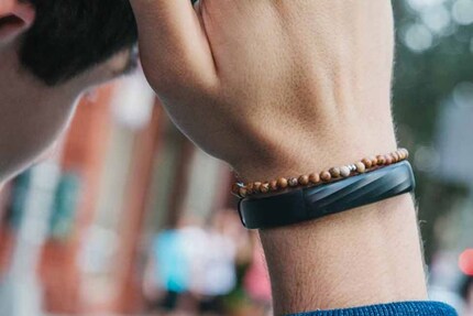 Der Jawbone UP3 war 2014 einer der kleinsten und damit wohl praktischsten Fitnesstracker.