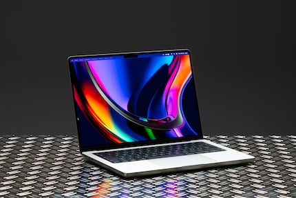 Le MacBook Pro doté de la M3 Pro est à peine plus rapide que son prédécesseur, mais il est plus efficace.