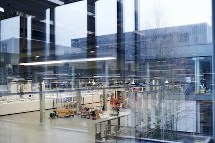 A view inside the solar cell factory in Bitterfeld.