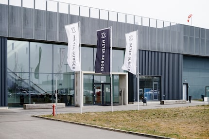 Despite the fact they were standing empty for years, the factories of Bitterfeld still look modern.