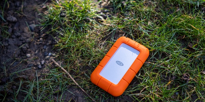 Lacie Rugged Mini SSD tested Digitec