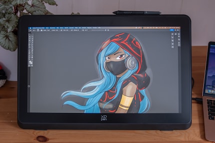 Das XPPen Artist 22 Plus bietet viel Zeichenfläche zum angemessenen Preis.