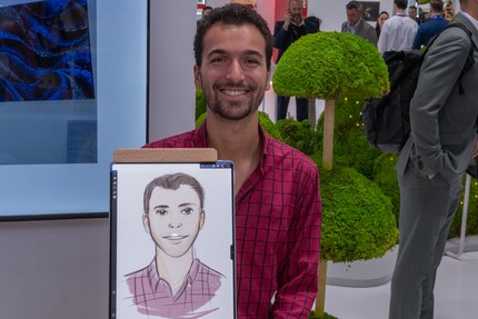 Perdo completamente la cognizione del tempo mentre ritraggo i visitatori del MWC.