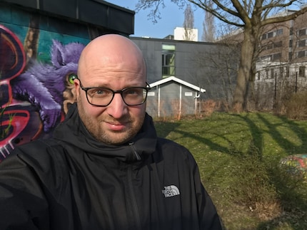 Solange kein Gegenlicht auftritt, sind die Selfies perfekt.