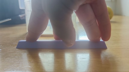 Il keycap ancora caldo è più flessibile su entrambi i lati.