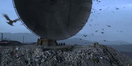 Gerade zu Beginn ist «3 Body Problem» angenehm mysteriös, bevor sich das lauernde Grauen offenbart.