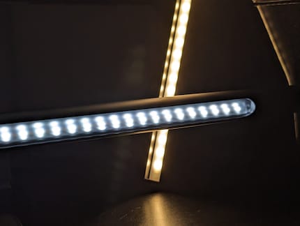 La température (de chaude à froide) est réglable sur toutes les lampes.