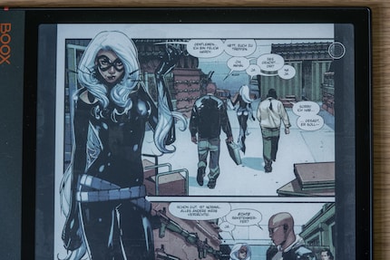 Puoi leggere anche fumetti a colori sul Note Air 3C. Ma preferisco ancora il supporto cartaceo.
