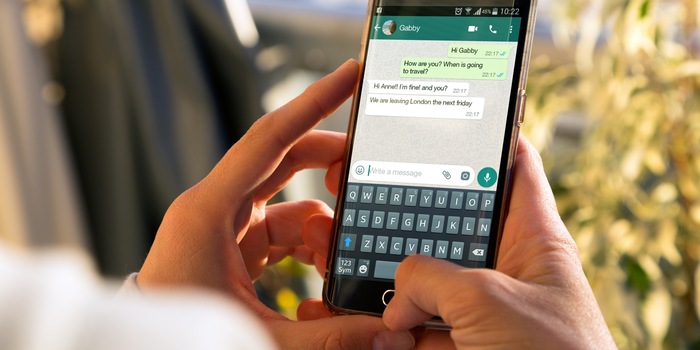WhatsApp Chatting experience