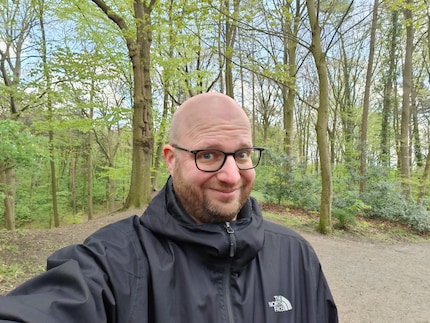 Ohne Beauty-Filter zeigen die Selfies alles.