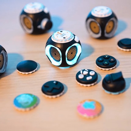 The Proteus controller consists of numerous individual parts that can be assembled individually.