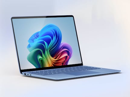 L'option d'affichage OLED est absente du Surface Laptop.