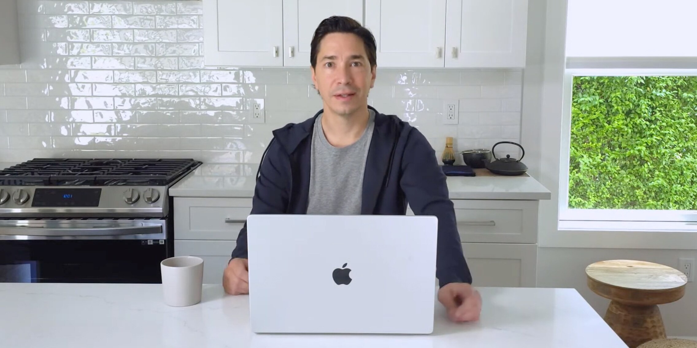 «Mac Guy» macht Werbung für Qualcomm - digitec