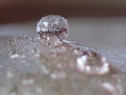 Ecco la goccia d'acqua dall'aspetto enorme.