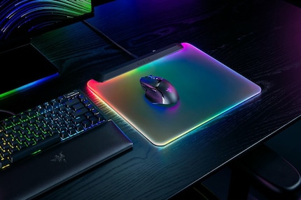 This is what the Firefly V2 Pro looks like in ad photos.