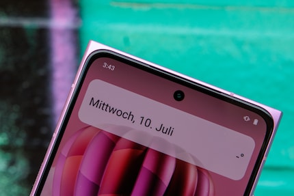 Les coins marqués rappellent le Lumia 920.