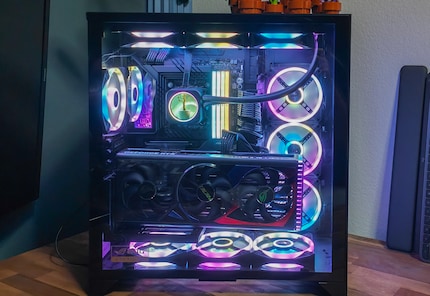 Con un PC come questo, non ci sono limiti ai generi di gioco. Probabilmente lo pensa anche il piccolo Groot che vive nel case.
