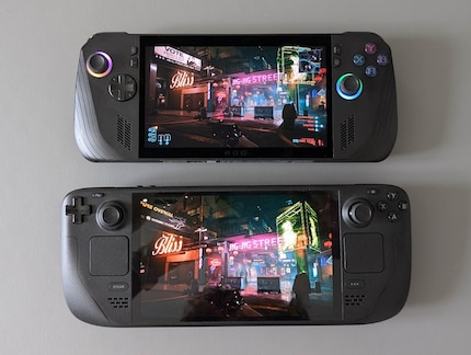 Das OLED-Display beim Steam Deck sieht deutlich kontrastreicher aus.
