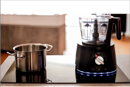 Wireless power supply would be possible on induction hobs - but also under any other surface.
