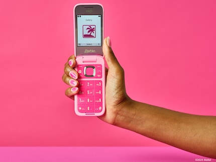 L'interface utilisateur est également adaptée à Barbie.