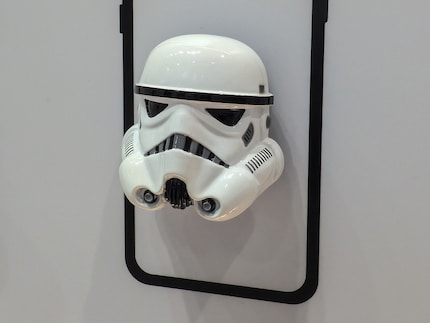 Ein Stormtrooper-Helm als fancy Smartphone-Halterung? Bei Popsockets gibt's fast alles.