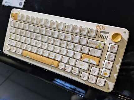 Die ZX75 Sunset-Tastatur mit dem kleinen Prinzen.
