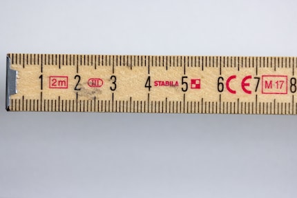 L'RF 24-105mm F4-7.1 è in grado di catturare un oggetto di otto centimetri a pieno formato. Tuttavia, la nitidezza non è delle migliori.