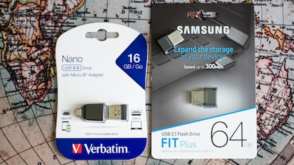 Ho scelto una chiavetta USB il più compatta possibile, in modo che non sporgesse oltre il case.