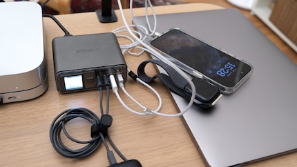 Rush hour at the charging station.
