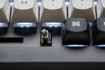 Despite being lubricated, the Keychron Q1 HE’s stabilisers are its main weakness.