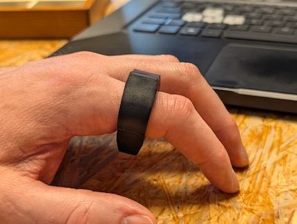 L'anello riconosce quando faccio dei movimenti su una superficie.