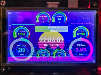 Jannis utilizza un Raspberry Pi per visualizzare ogni tipo di informazione.
