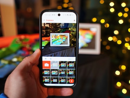 Je peux facilement envoyer des photos sur le cadre via l'application associée. 
