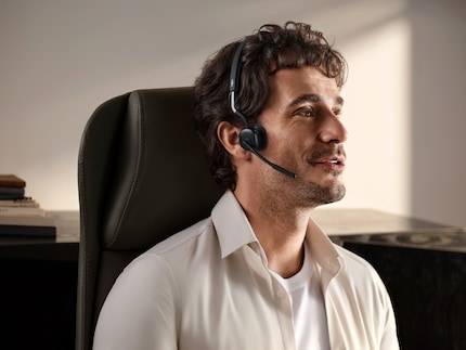 Si dice che le cuffie Shokz offrano una buona qualità audio senza affaticare le orecchie durante le lunghe riunioni.