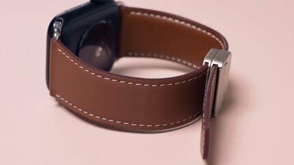 Das Lederarmband von Dux Ducis überzeugt nicht – auch nicht zu einem günstigen Preis.
