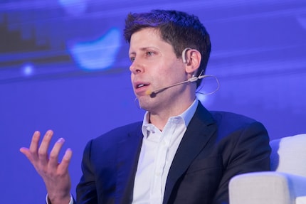Le CEO d’OpenAI, Sam Altman, écrit sur X : « Il est facile de copier quelque chose. »