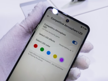 Die rückseitige Beleuchtung des Nubia Neo 3 lässt sich einstellen.