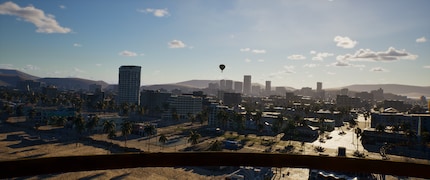 Mi piace la vista dalla ruota panoramica. Ma il mio computer suda parecchio quando carica il paesaggio.