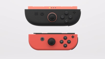 Der alte Joy Con (unten) und der neue Joy Con (oben) im Vergleich.
