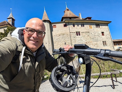 Un selfie avec le château de Kybourg et sans la Vierge de fer.
