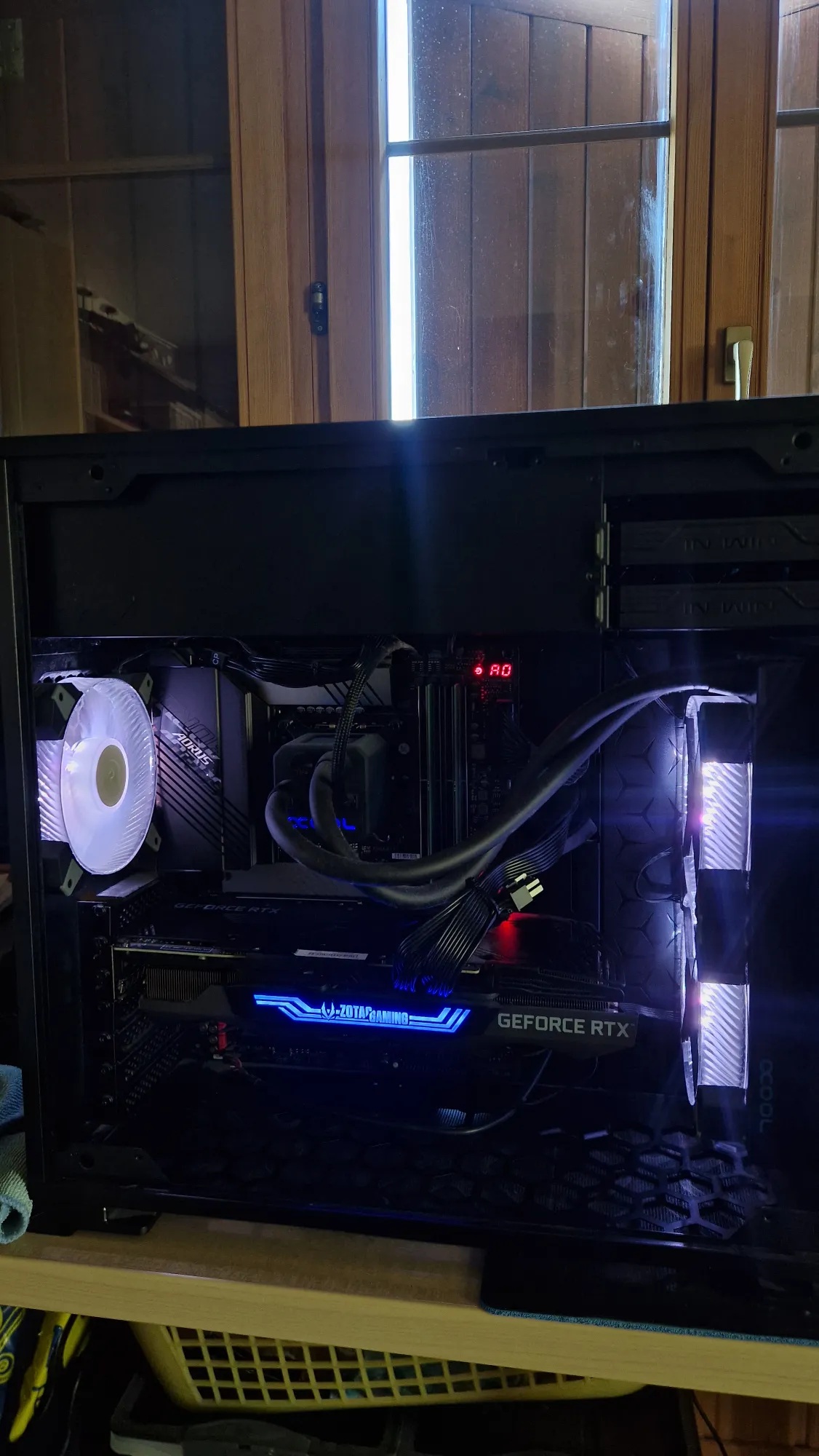 Produktbild Medion Erazer Hunter X20 RTX 3080 (Intel Core i7-12700KF, 32 GB, 1000 GB, GeForce RTX 3080)