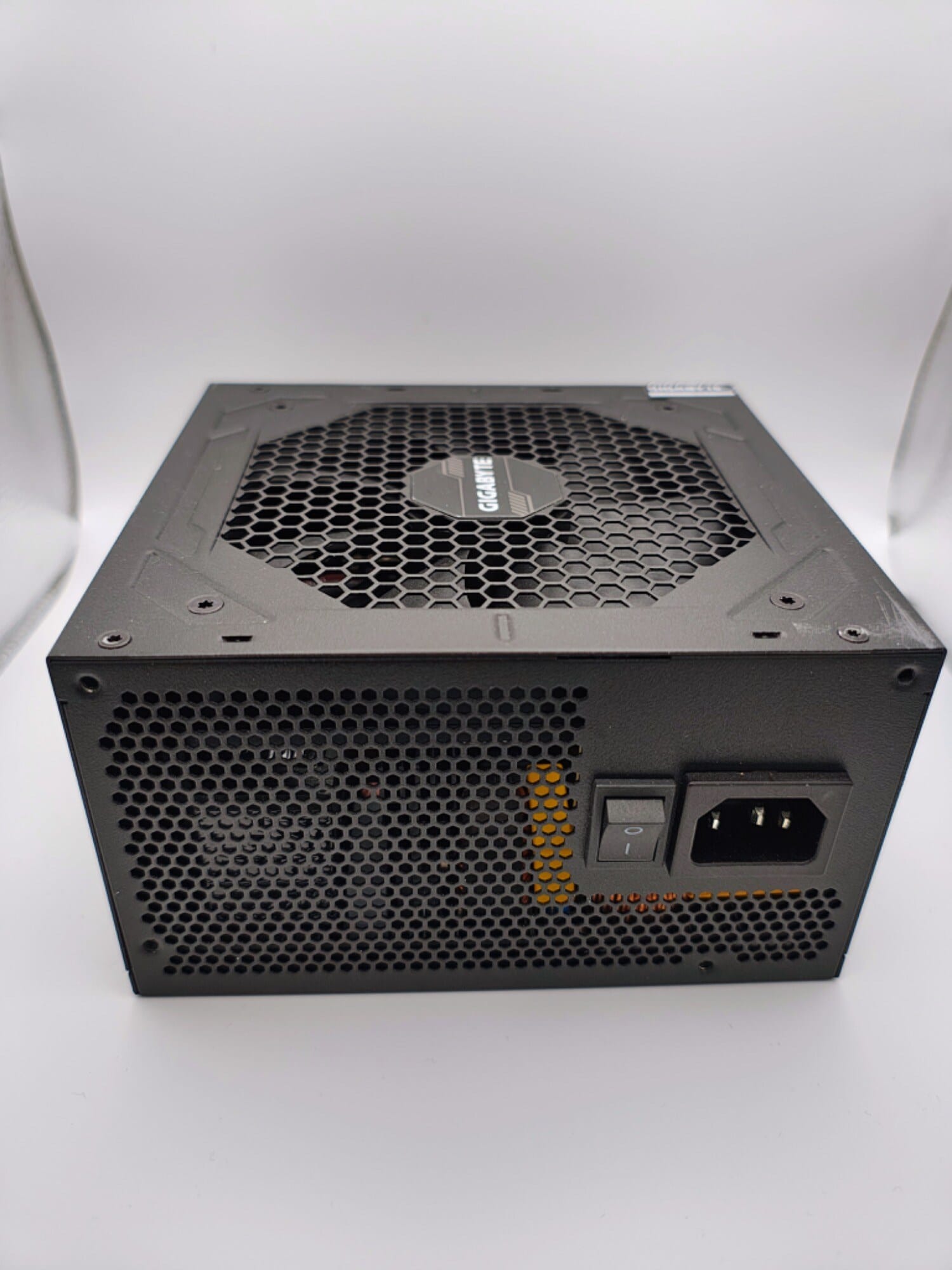 Produktbild Gigabyte P1000GM (1000 W)