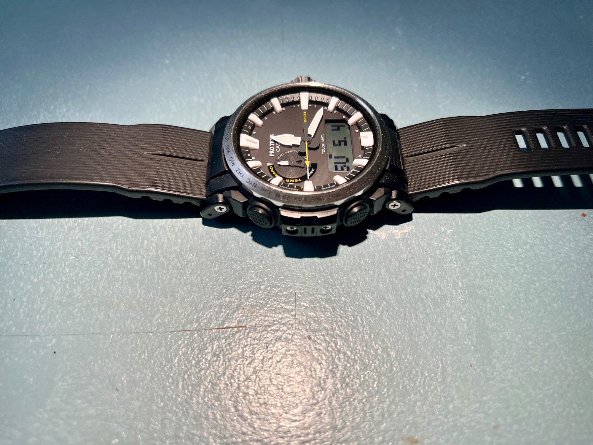 Produktbild Casio Pro Trek (Digitaluhr, Analoguhr, Chronograph, 47 mm)