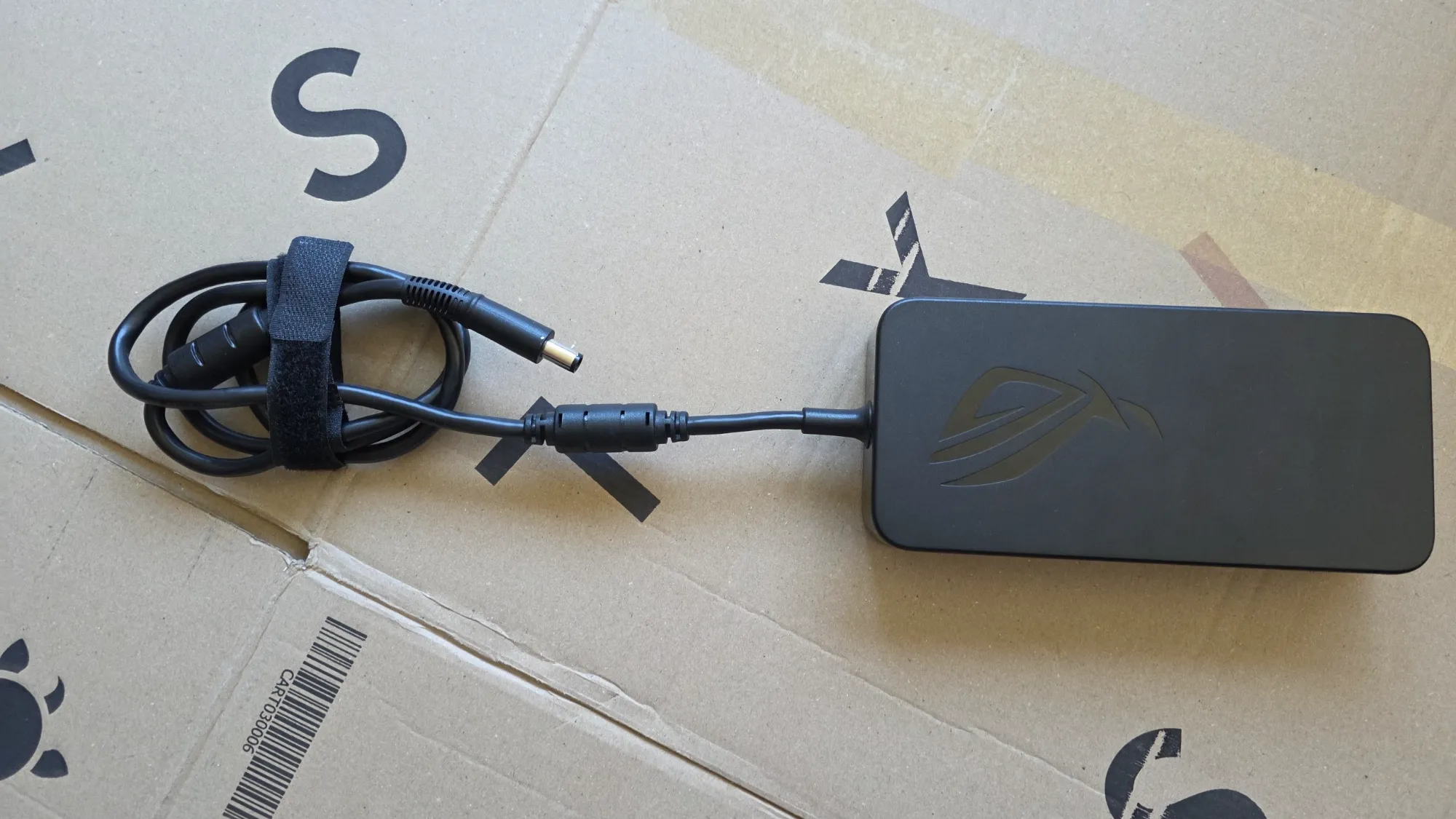 Actual product image ASUS ROG Swift PG32UQX (3840 x 2160 Pixels, 32")