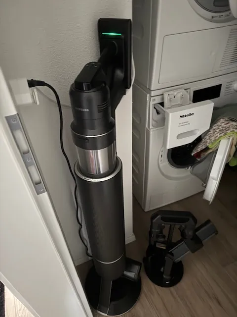 Immagine prodotto Samsung BESPOKE Jet AI (730W)