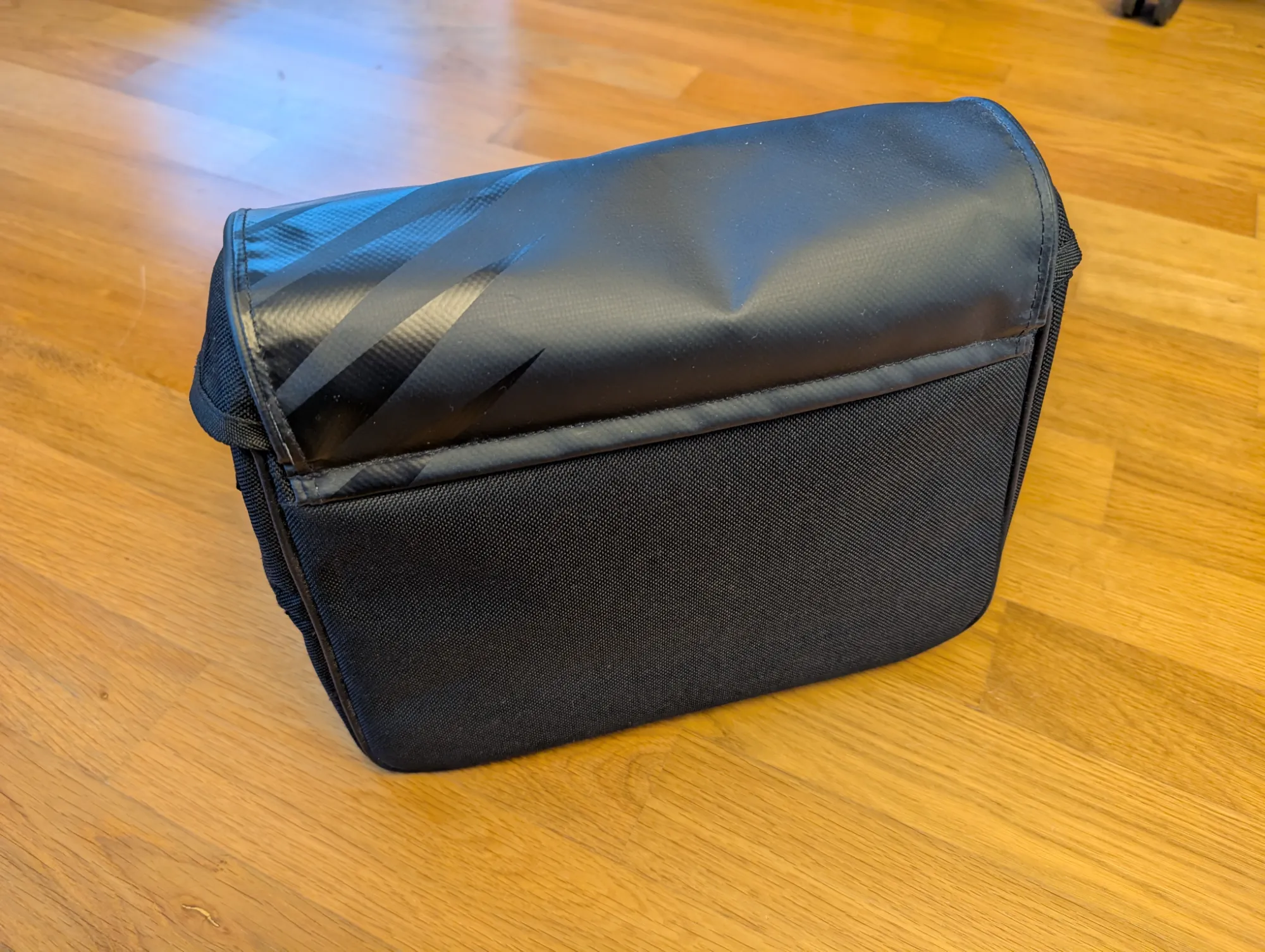 Actual product image Nikon Cf-Eu08 (Camera shoulder bag)