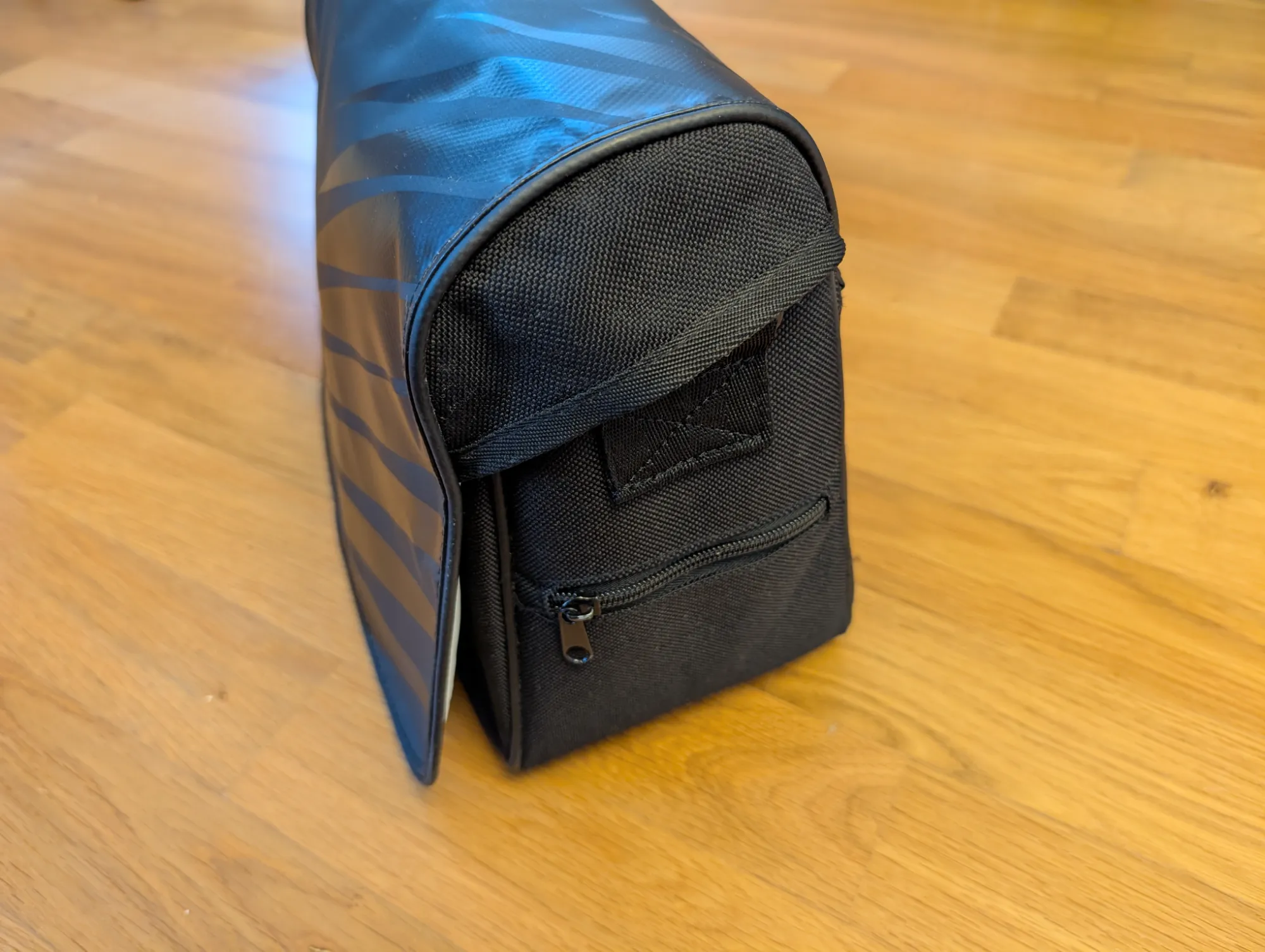 Actual product image Nikon Cf-Eu08 (Camera shoulder bag)