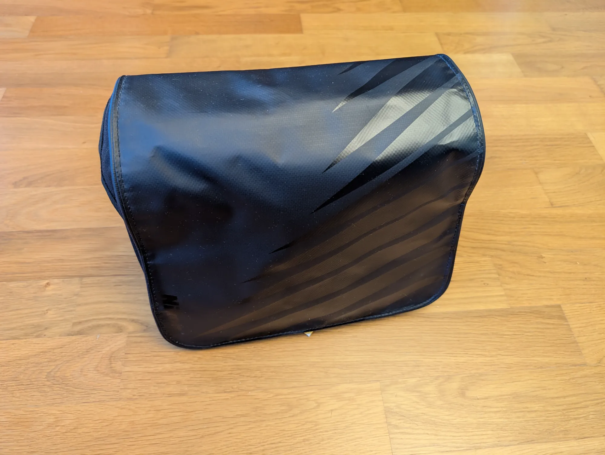 Actual product image Nikon Cf-Eu08 (Camera shoulder bag)