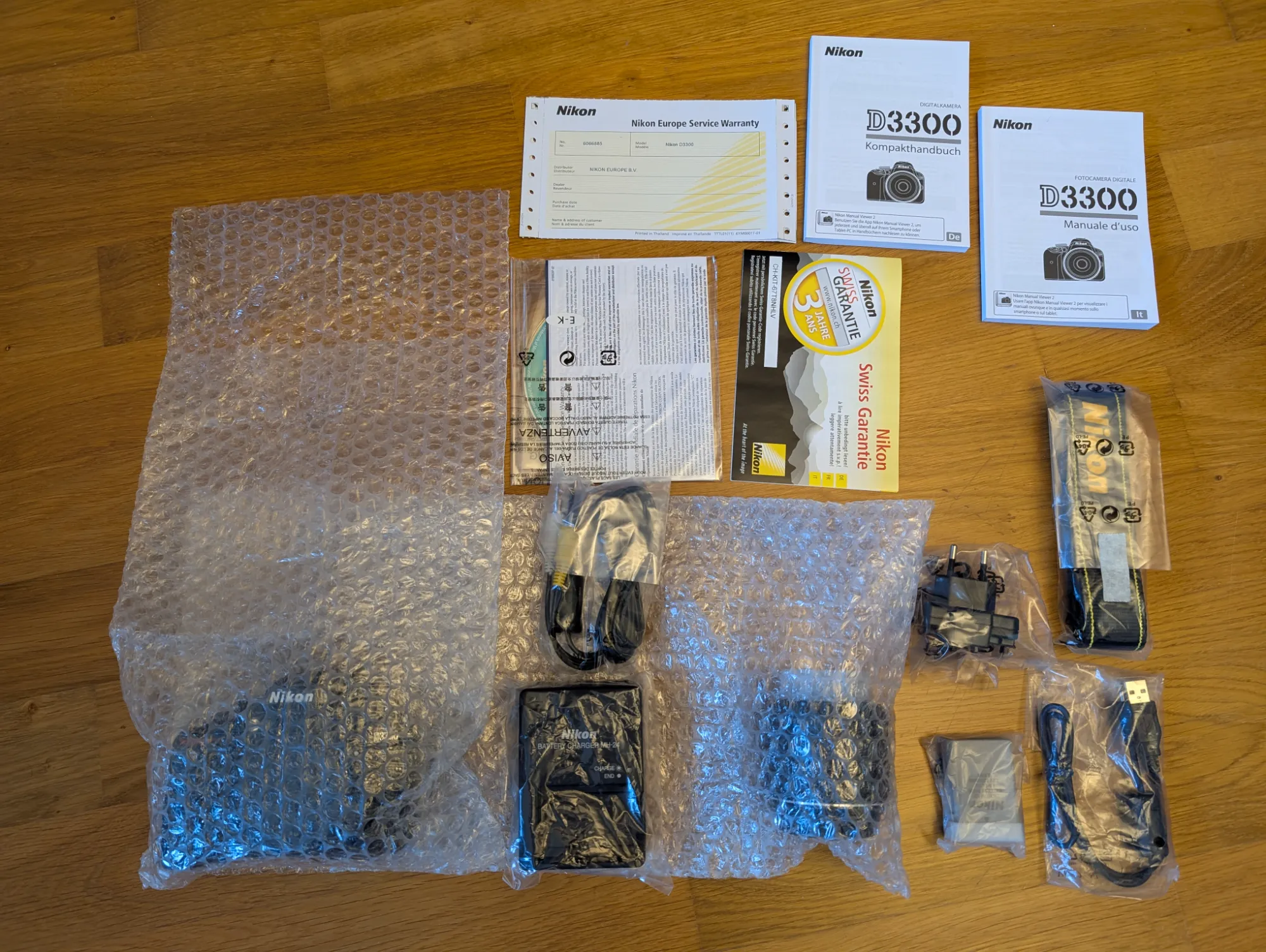 Produktbild Nikon D3300, 18-55mm Kit (APS-C / DX)